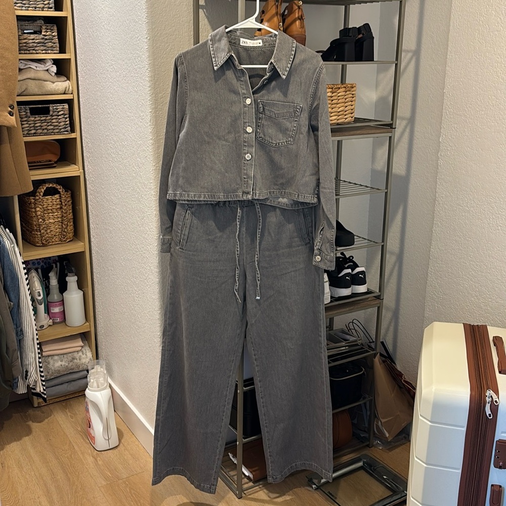 Zara lightweight grey denim matching set.